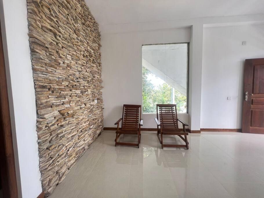 ווליגאמה Plantation Inn מראה חיצוני תמונה
