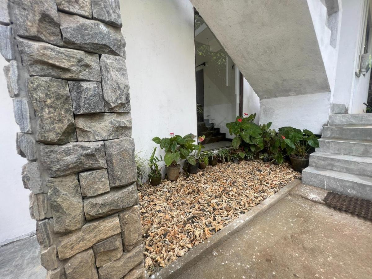 ווליגאמה Plantation Inn מראה חיצוני תמונה